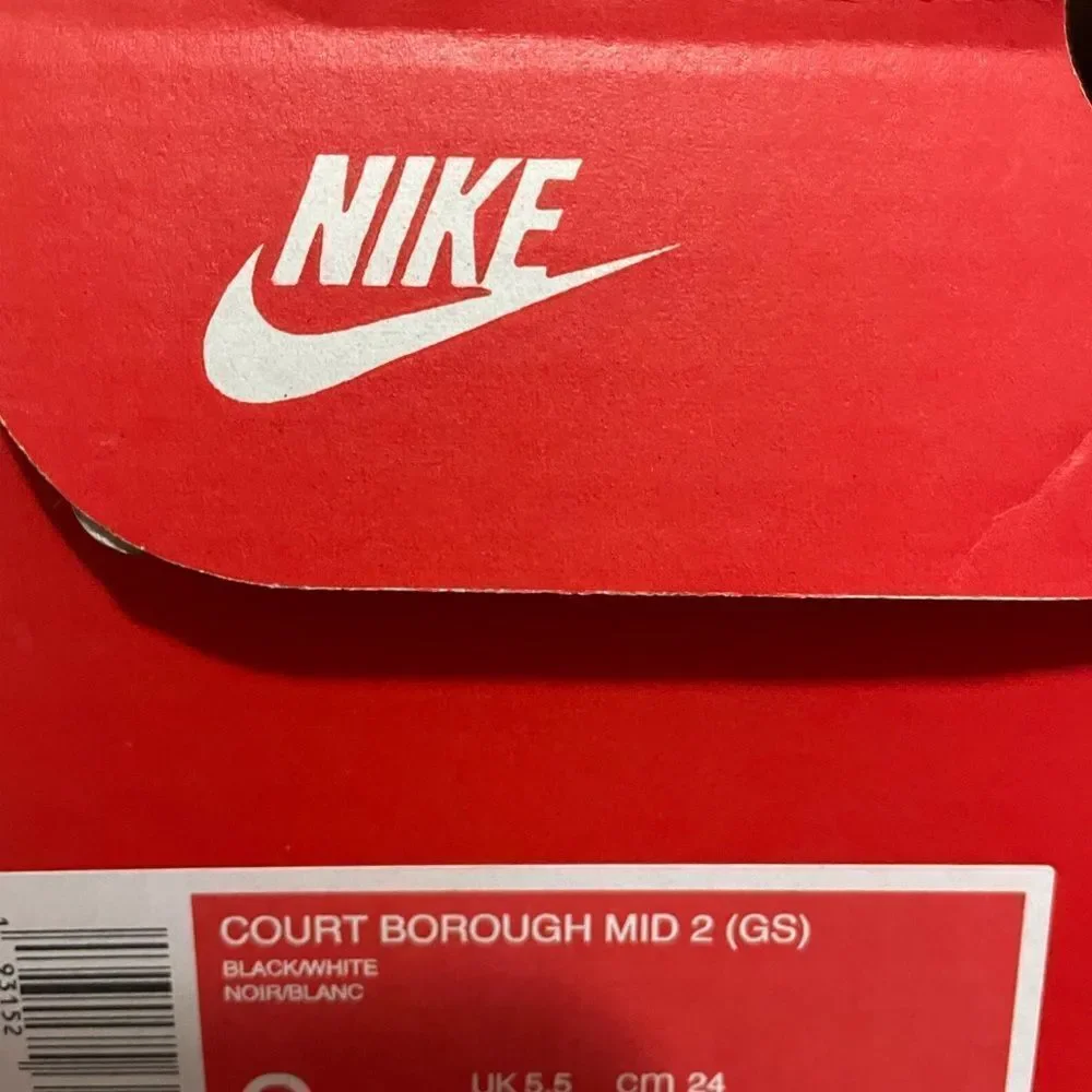 Nike Court Borough Mid 2 Black/White CD7782-010 Youth Sneakers - Size 6Y NIB